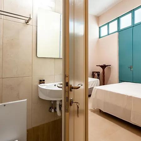 Lejlighed στούντιο στη στοά βαρβουτσή#9 *