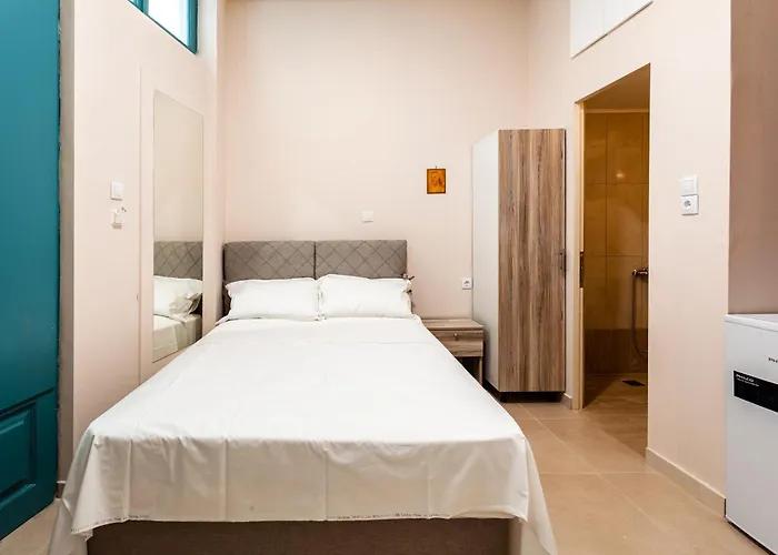 στούντιο στη στοά βαρβουτσή#9