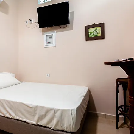 Apartament στούντιο στη στοά βαρβουτσή#9 Kalamata