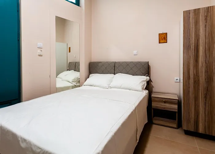 στούντιο στη στοά βαρβουτσή#9 Apartment Kalamata